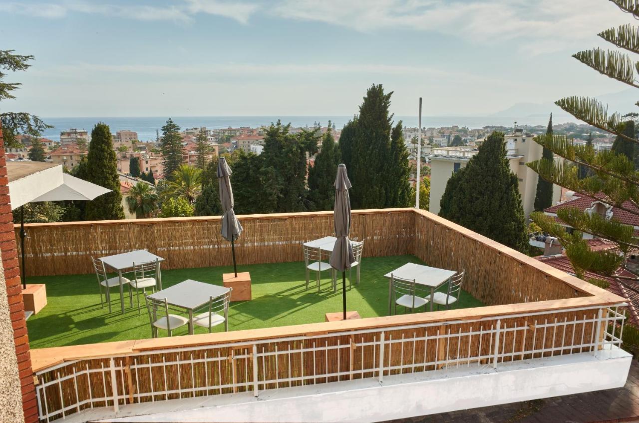 Hotel Astoria Bordighera Eksteriør bilde
