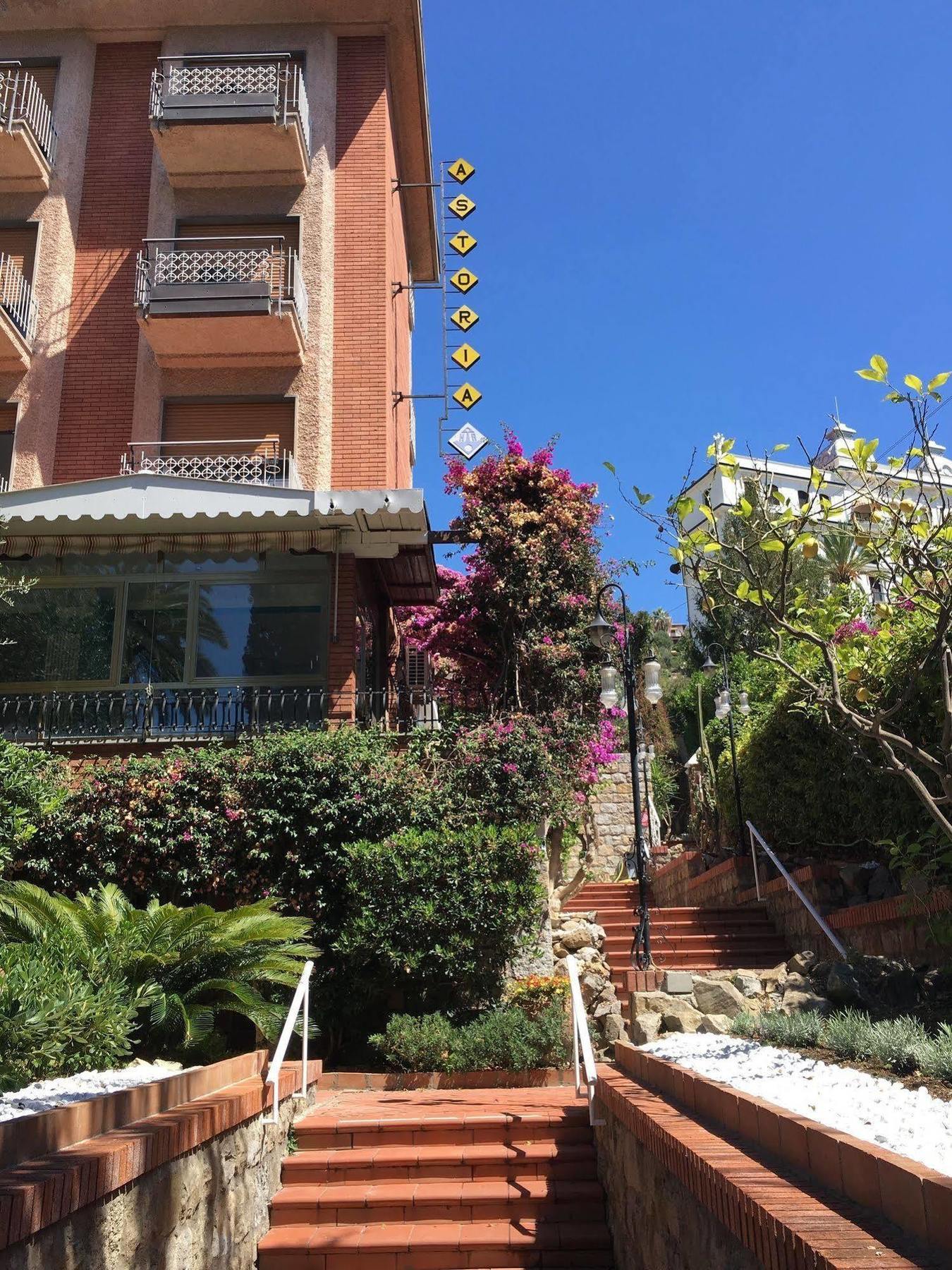 Hotel Astoria Bordighera Eksteriør bilde